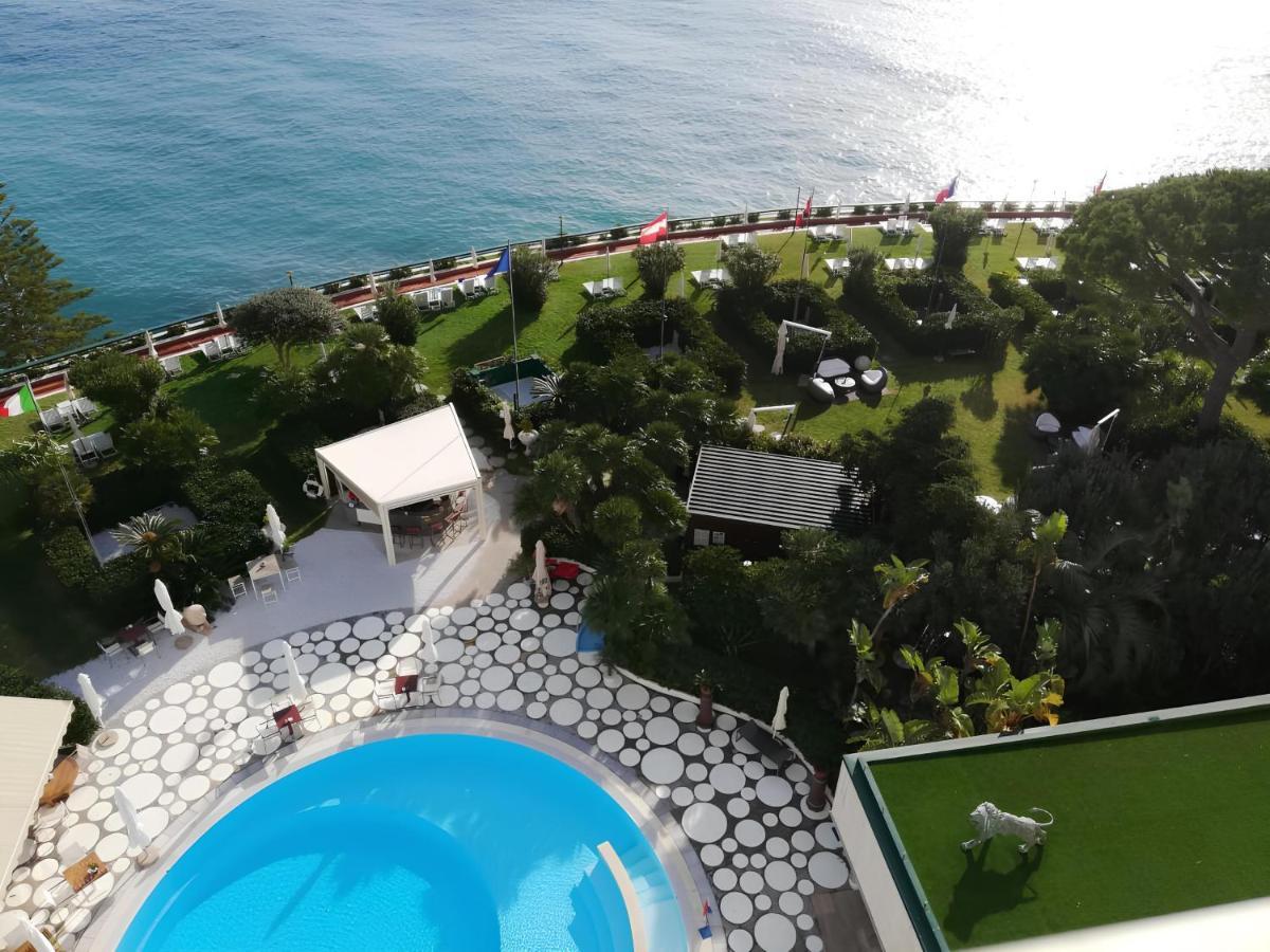 Grand Hotel Del Mare Resort & Spa บอร์ดิเกรา ภายนอก รูปภาพ