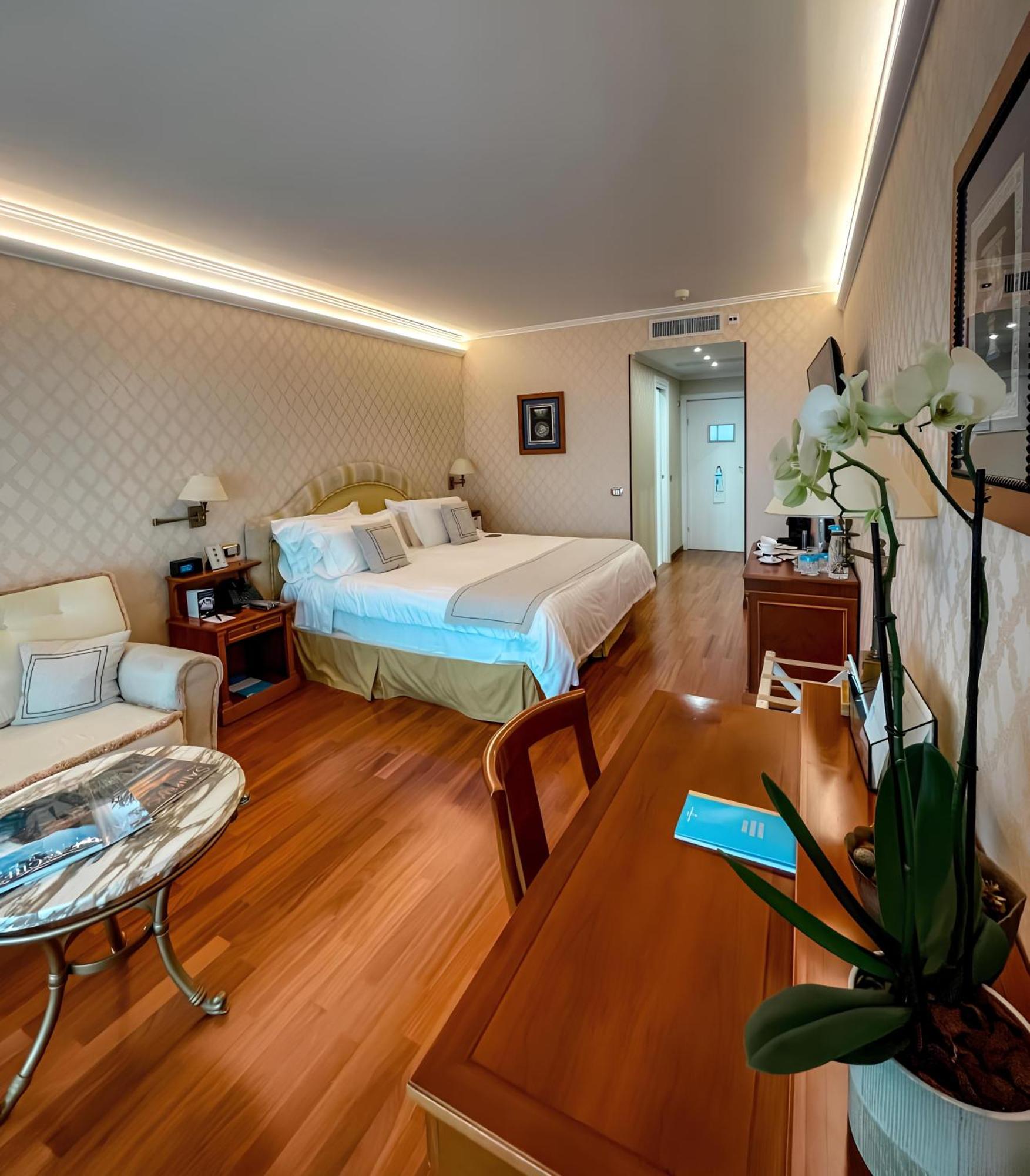 Grand Hotel Del Mare Resort & Spa บอร์ดิเกรา ภายนอก รูปภาพ